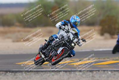 media/Sep-11-2022-SoCal Trackdays (Sun) [[81b7e951af]]/Turn 7 (1145am)/